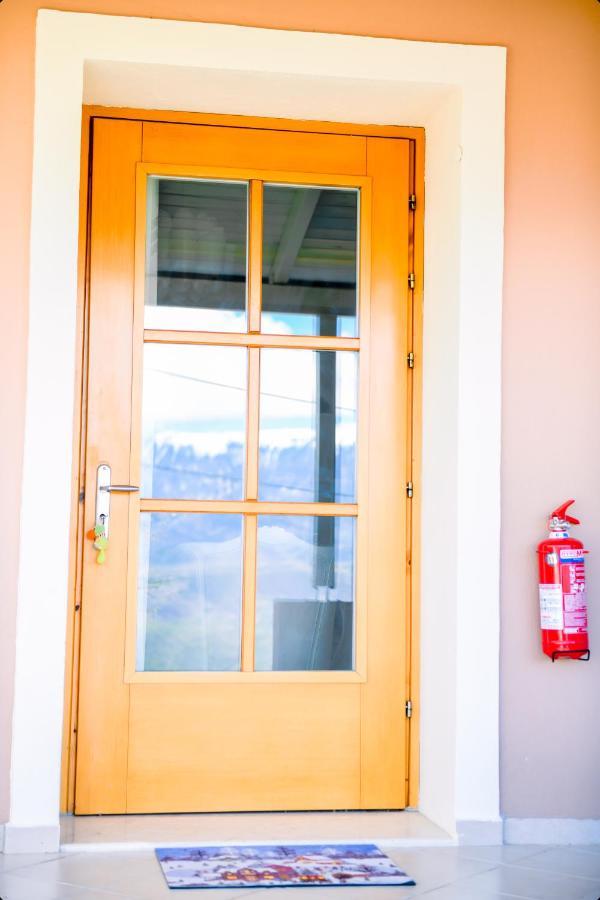 Villa Kuci, Drobonik ベラト エクステリア 写真